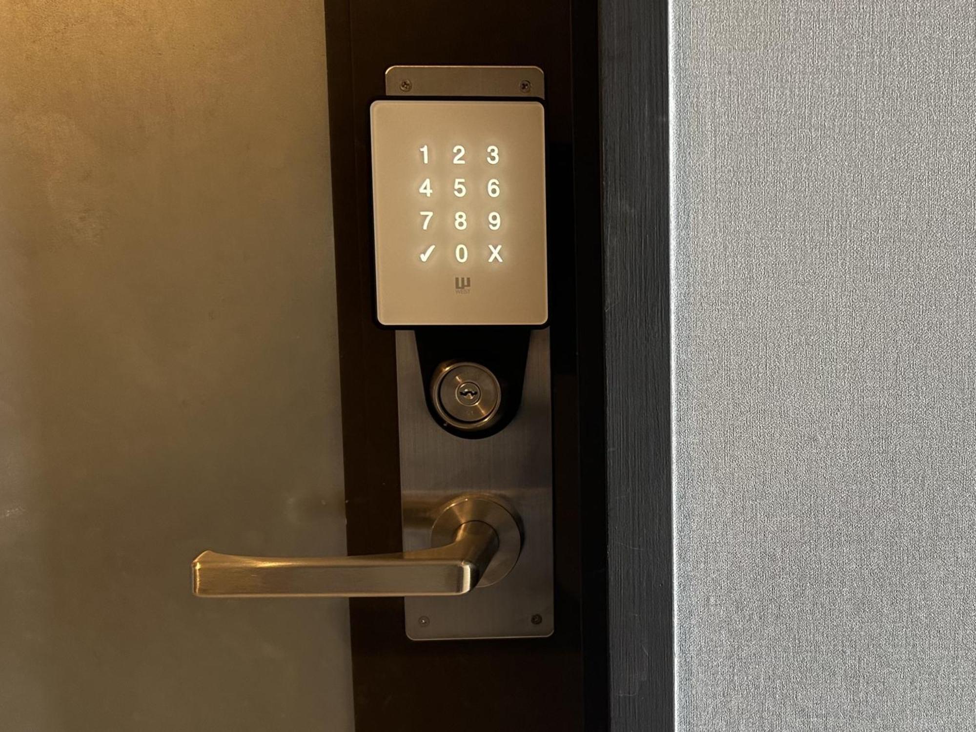 H Hotel Фукуока Экстерьер фото